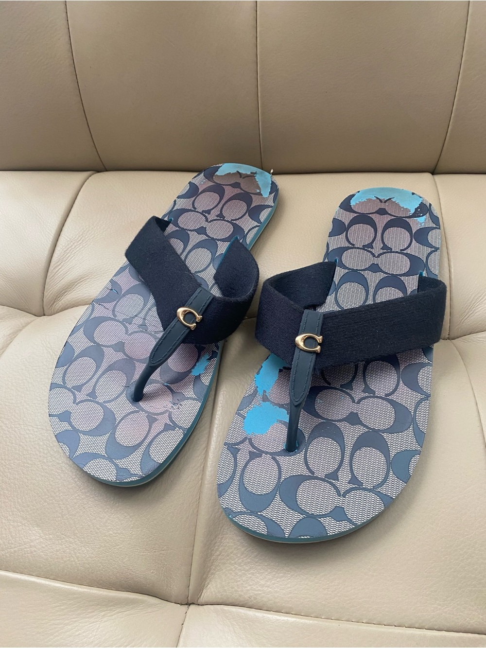Coach Zoe Navy and Blue Signature Logo Thong Sandals